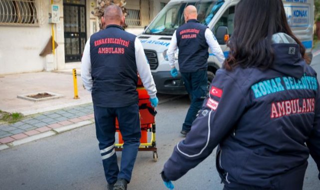 Konak’ın hasta nakil hizmeti yüzleri güldürüyor