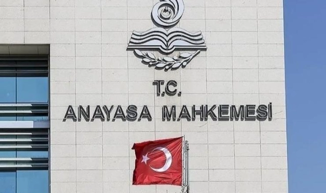 AYM'den üç siyasi partiye suç duyurusu