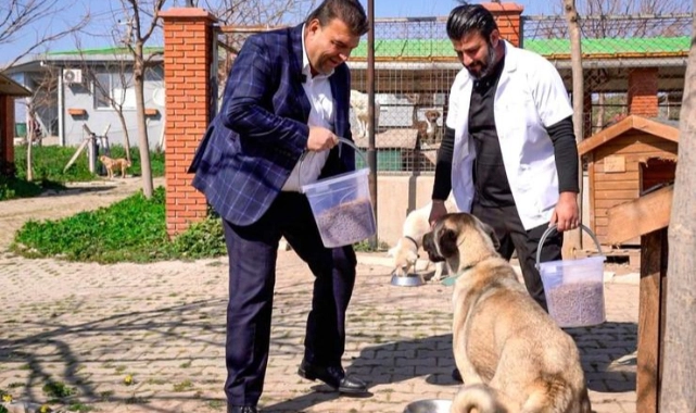 Başkan Yetişkin: “Artık çöpe giden yemekler can dostlarımız için mamaya dönüşüyor”