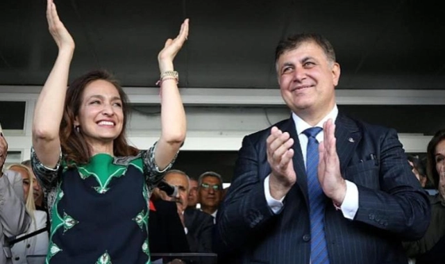 Başkan Yıldız Ünsal: "Borç detaylarını kendisine aktarabilirim"