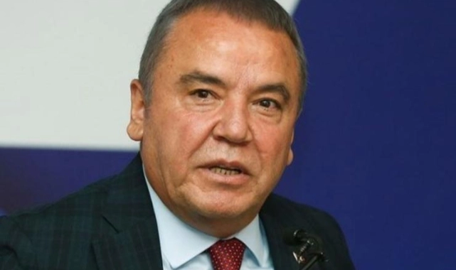 Cezaevinde hastalıkla, mahkemede tutuklulukla mücadele