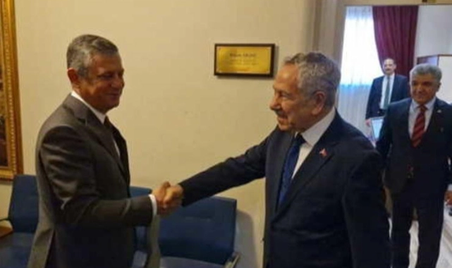 CHP Genel Başkanı Özel'den Bülent Arınç'a ziyaret