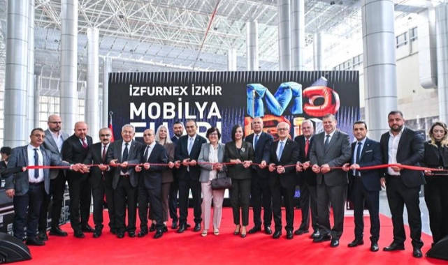 İZFURNEX 2026 - İzmir Mobilya Fuarı kapılarını açtı