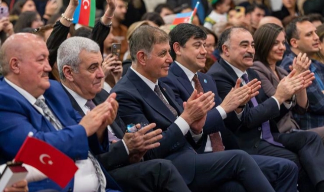 İzmir'de Azerbaycan rüzgarı