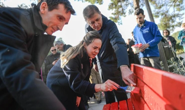 İzmir’den şiddete karşı güçlü mesaj