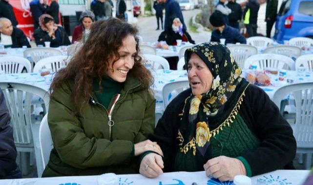 Köy meydanında Ramazan buluşması