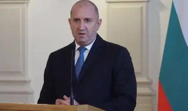 Bulgaristan'da seçimi, eski Cumhurbaşkanı Radev kazandı