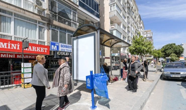 ESHOT’tan duraklarda temizlik hareketi