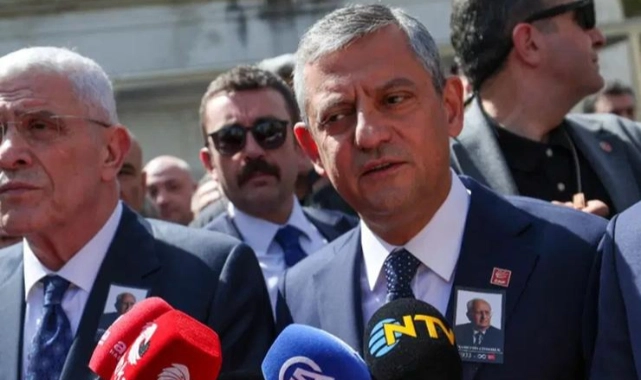 Hüsamettin Cindoruk son yolculuğuna uğurlandı.