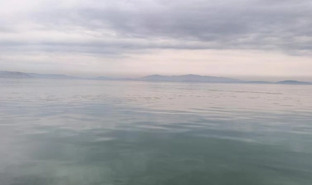 Büyükşehir’den Körfez’de temizlik mesaisi