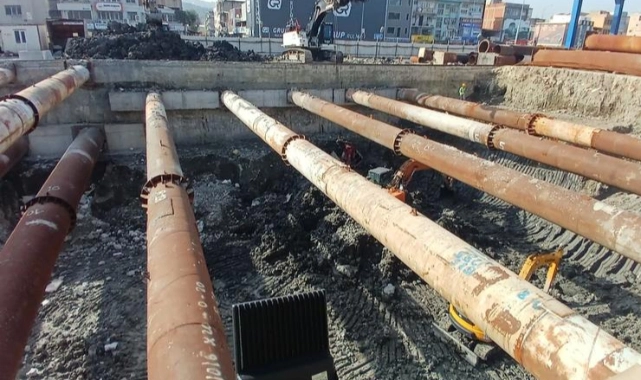 İzmir Büyükşehir Belediyesi: “Halkapınar Yeraltı Araç Depolama Tesisi hızla ilerliyor”
