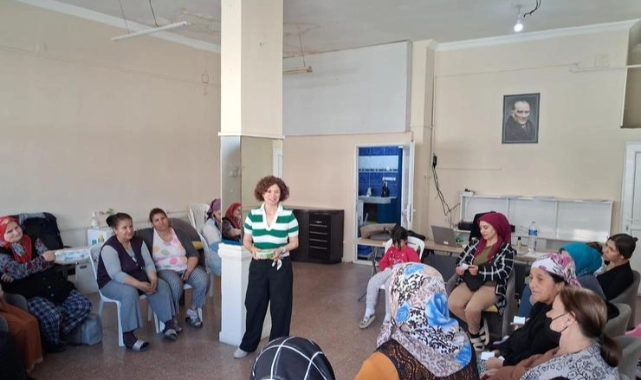 Kadın sağlığı seminerleri İzmir genelinde yaygınlaşıyor