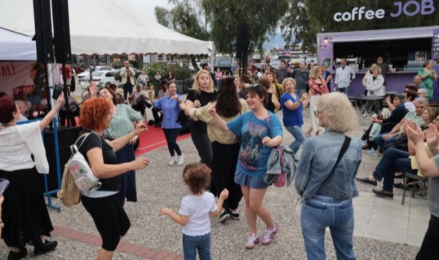 Karşıyaka 19 Mayıs’ı festival coşkusuyla kutladı!