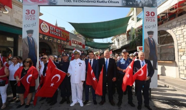 Atatürk'ün Urla'ya gelişinin 100. yılı törenlerle anıldı