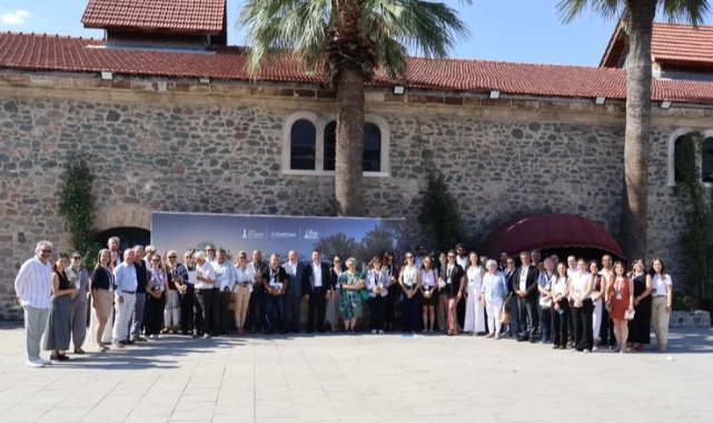 İzmir zeytininin yol haritası çiziliyor