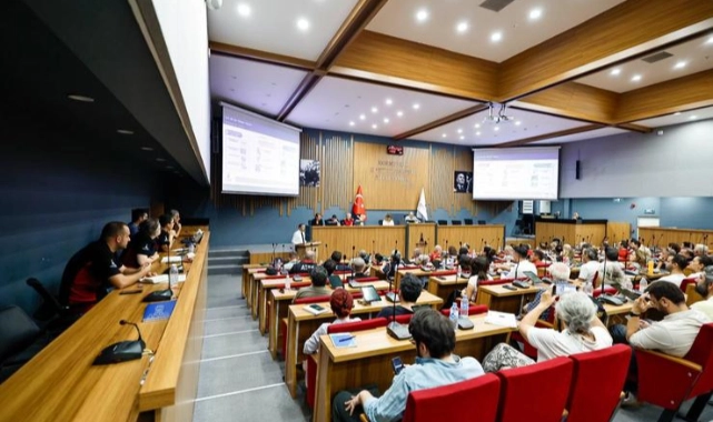 Afetlere karşı dayanışma ağı güçleniyor