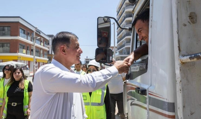 Başkan Tugay: Göz boyayan değil, sorun çözen işler yapıyoruz