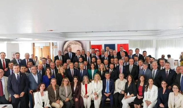 YENİ Parti tüzüğünü ve programını açıkladı: Atatürk ilkeleri ve vizyonu esas kılındı