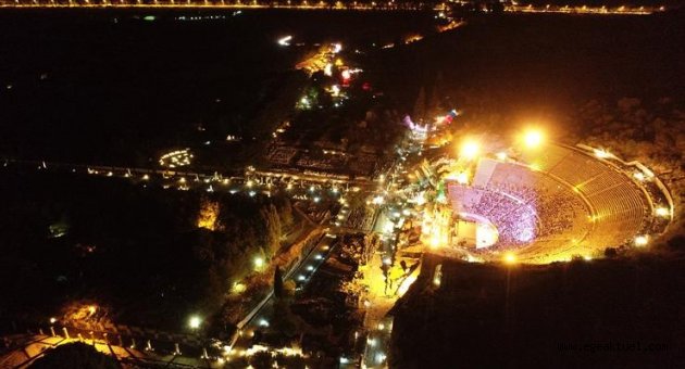 4. Efes Uluslararası Opera ve Bale Festivali Efes Antik Kenti'nde başlıyor