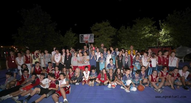 4. Streetball Turnuvası törenle sona erdi