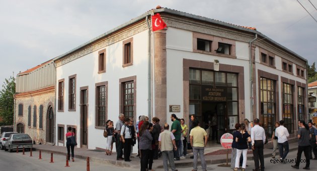 54 Roman “necati cumalı” için yarışacak