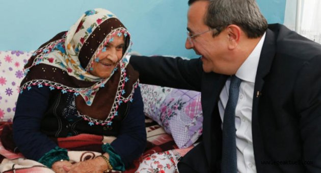 96 yaşındaki ‘Türkiye’ Anne’ye anlamlı ziyaret