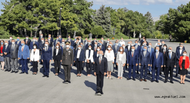 97 yaşındaki CHP kurucusunun huzurunda