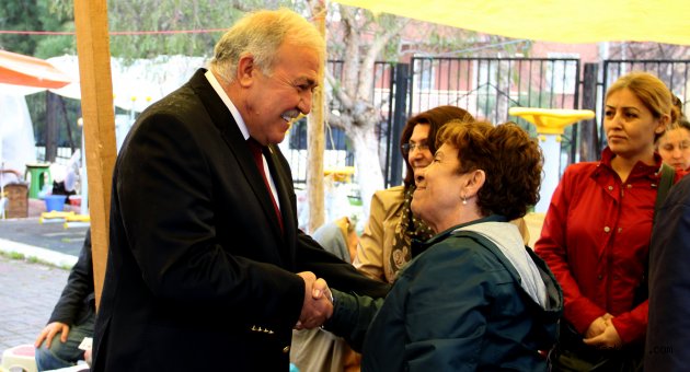 Abdurrezzak ERTEN  “ Esnafın da yurttaşın da cebi boş”