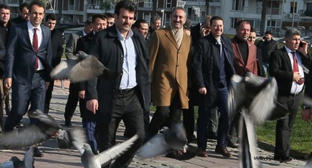 Adalet Bakanı Gül’den esnaf ziyareti