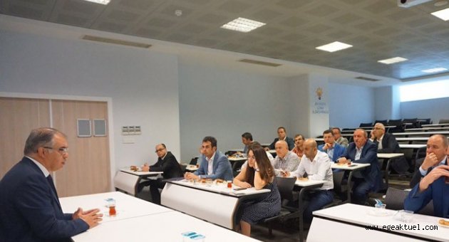 AK Parti İzmir’in tek gündemi kongre