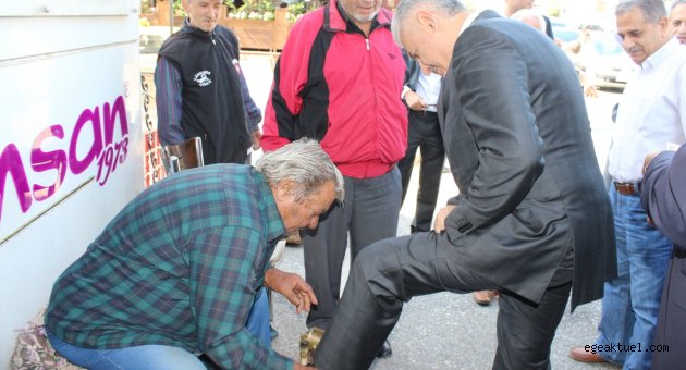 Ak parti İzmir milletvekili aday binali Yıldırım: izmirli beni bilir
