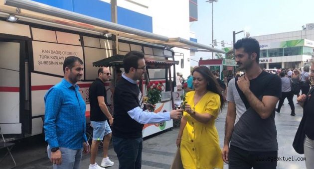 AK Parti Karşıyaka ilçe teşkilatından kadına şiddet için protesto!