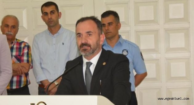 AK Partili Hızal'dan 'gökdelen' tepkisi: Başkan Soyer sorumluluktan kaçıyor