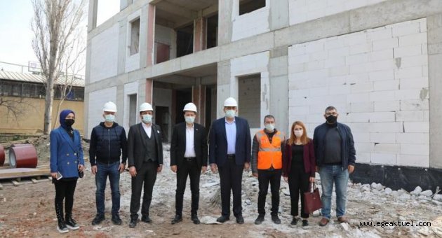 AK Partili Kaya, Buca'da yatırımları inceledi