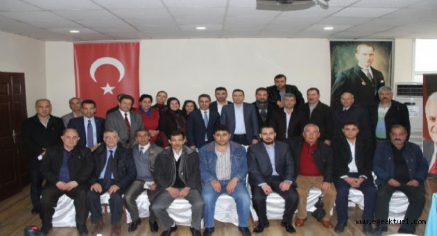 AK Partili Kaya’dan muhtar zirvesi