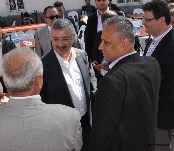 AK Parti'li Nasır köylülerle buluştu