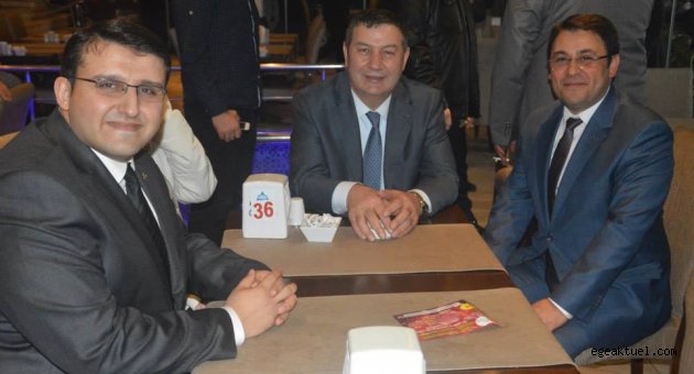 AKP kıskacından, CHP statükosundan kurtulmalıyız