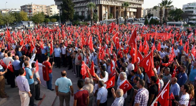 Aliağa teröre karşı tek ses tek yürek