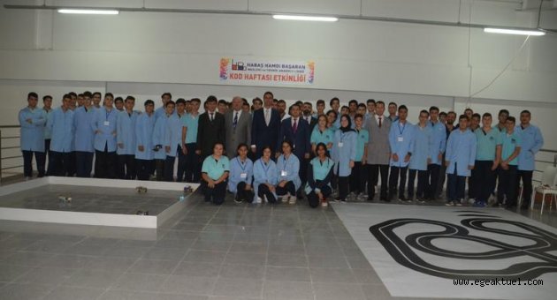 Aliağalı öğrenciler geleceği kodluyor