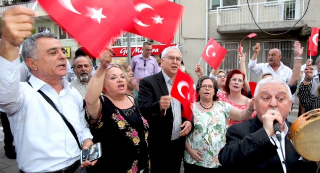 Anneler için sadece bir gün yetmez