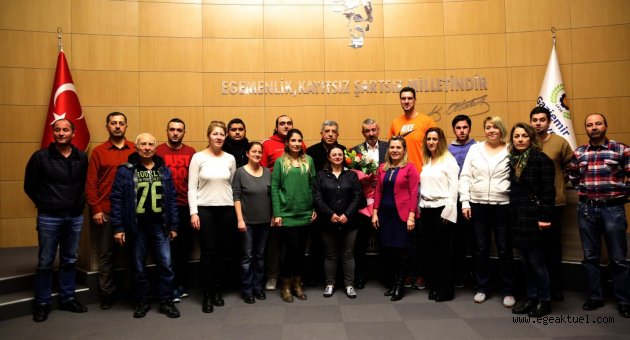 Antrenörlerden Başkan Şenol’a teşekkür