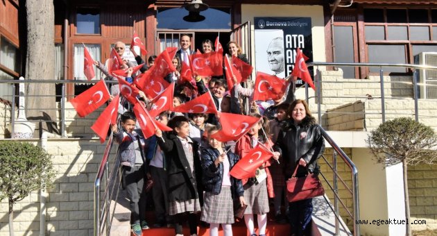 Ata Anı Evi’ne büyük ilgi