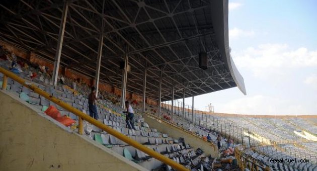Atatürk Stadı'nın zemini Eylül ayının ortasına hazır