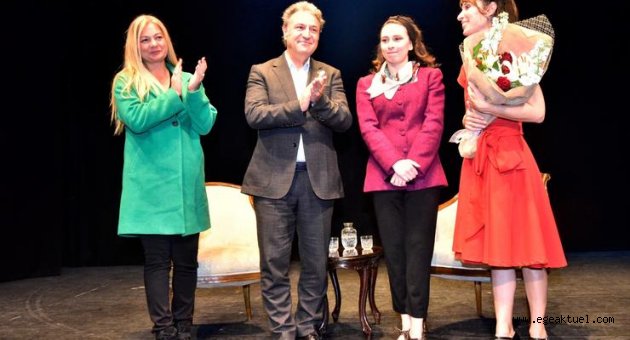 Atatürk'ü anlatan oyun büyük ilgi gördü
