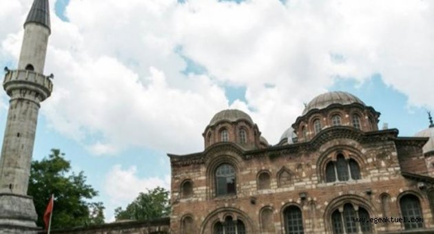 Ayasofya'dan sonra bir cami daha ibadete açılıyor