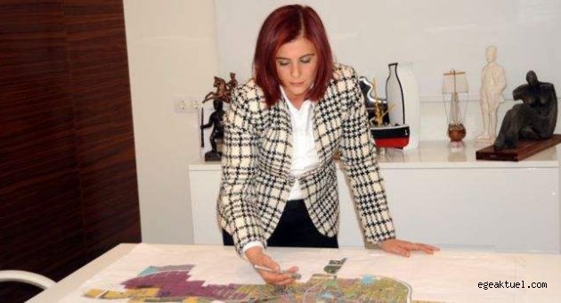 Ayda 300 kilometre yol