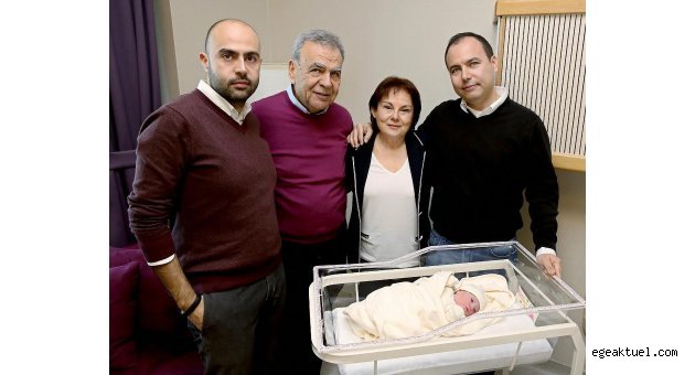 Aziz Kocaoğlu dede oldu
