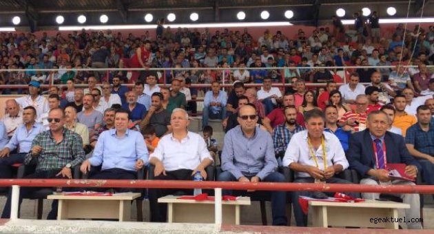 Azmin Zaferi Atilla Kaya