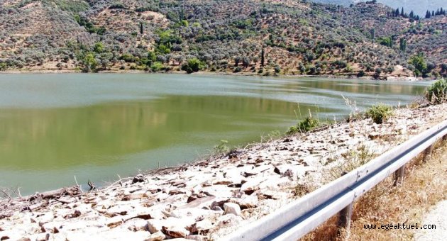 Bademli Barajı’nda tasarruflu sulama sürüyor
