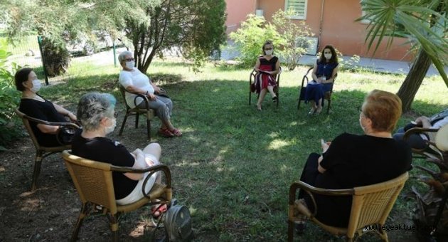 Bahçe Sohbetleri’yle salgının etkilerini yeniyorlar